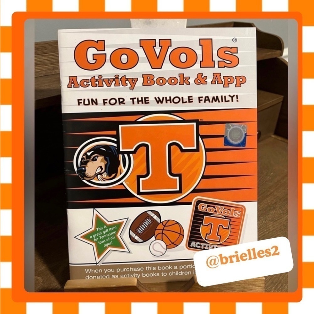 UT RARE HTF - 🏈 New University of Tennessee Go Vols Activity Book, Collectible